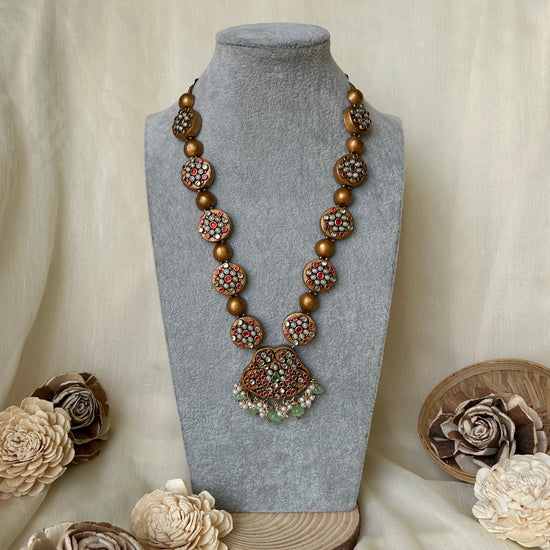 Gold terracotta kundan necklace set