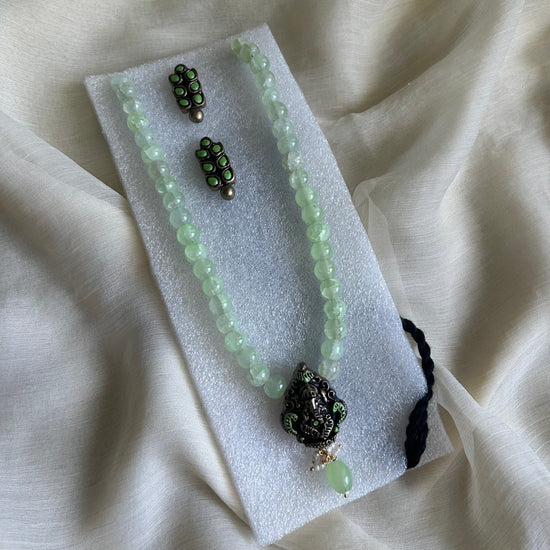 Under 600 - Charm 18