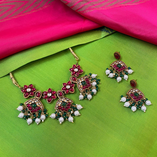 Pink and green floral kemp chocker with drop earrings