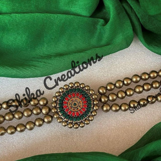 Traditional Choker