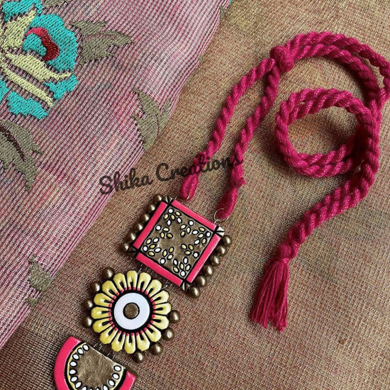 3 Step Floral Pendant Set