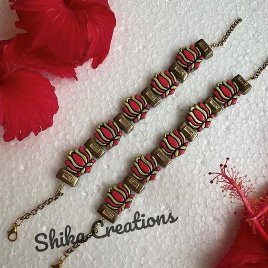 Kundhan Embellished Lotus