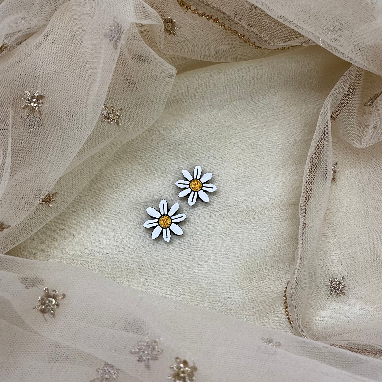 Handmade terracotta clay daisy flower stud earrings white petals and yellow center disk