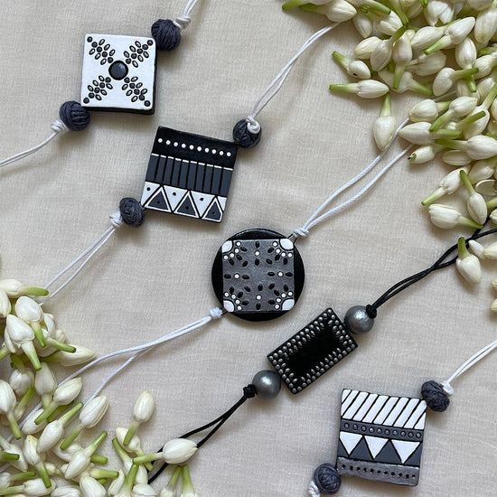 Neutral Series of Rakhis (Set of 5)